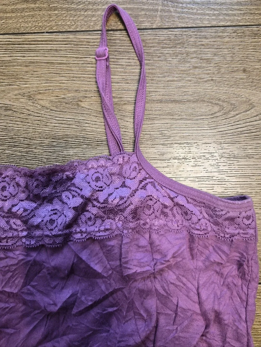 [LIKE NEW] Studio Y Purple Lace Trim Camisole Adjustable Strap Tank Top Size XL - Picture 2 of 6